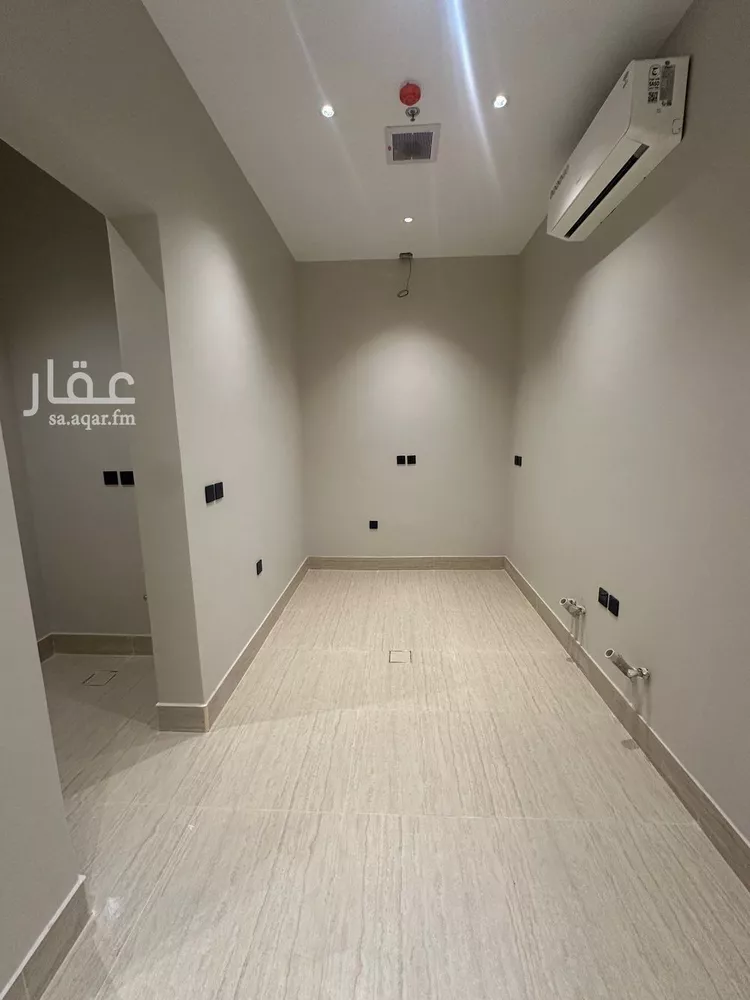 شقة للإيجار في شارع بللسمر, حي اليرموك, مدينة الرياض, منطقة الرياض صورة 2