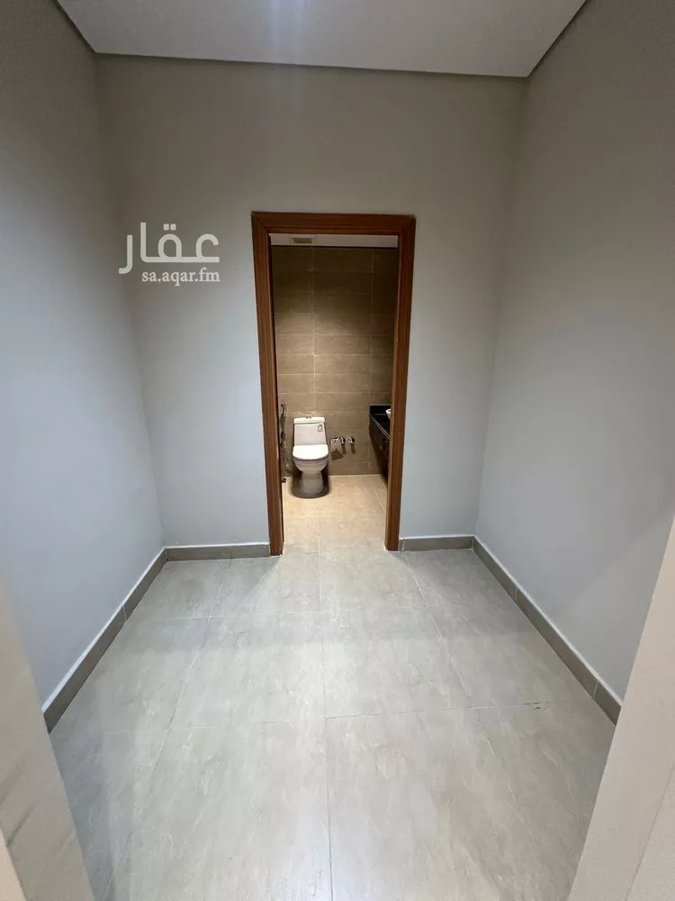فيلا للإيجار في شارع المسلم بن سعيد, حي مطار الملك خالد الدولي, مدينة الرياض, منطقة الرياض 23