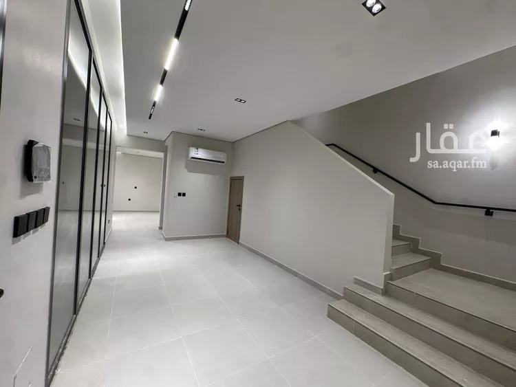 فيلا للإيجار في شارع سهيل بن رافع, حي مطار الملك خالد الدولي, مدينة الرياض, منطقة الرياض 10