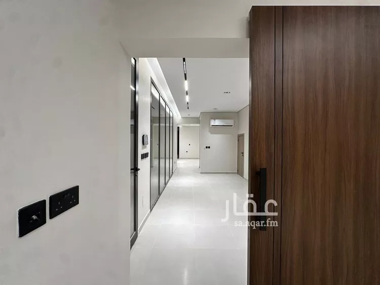 فيلا للإيجار في شارع سهيل بن رافع, حي مطار الملك خالد الدولي, مدينة الرياض, منطقة الرياض 13