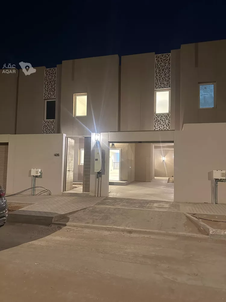 فيلا للإيجار في شارع عباد بن الزبير, حي مطار الملك خالد الدولي, مدينة الرياض, منطقة الرياض صورة 3