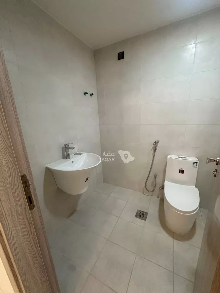 Villa for Rent in Riyadh Al Arid 9