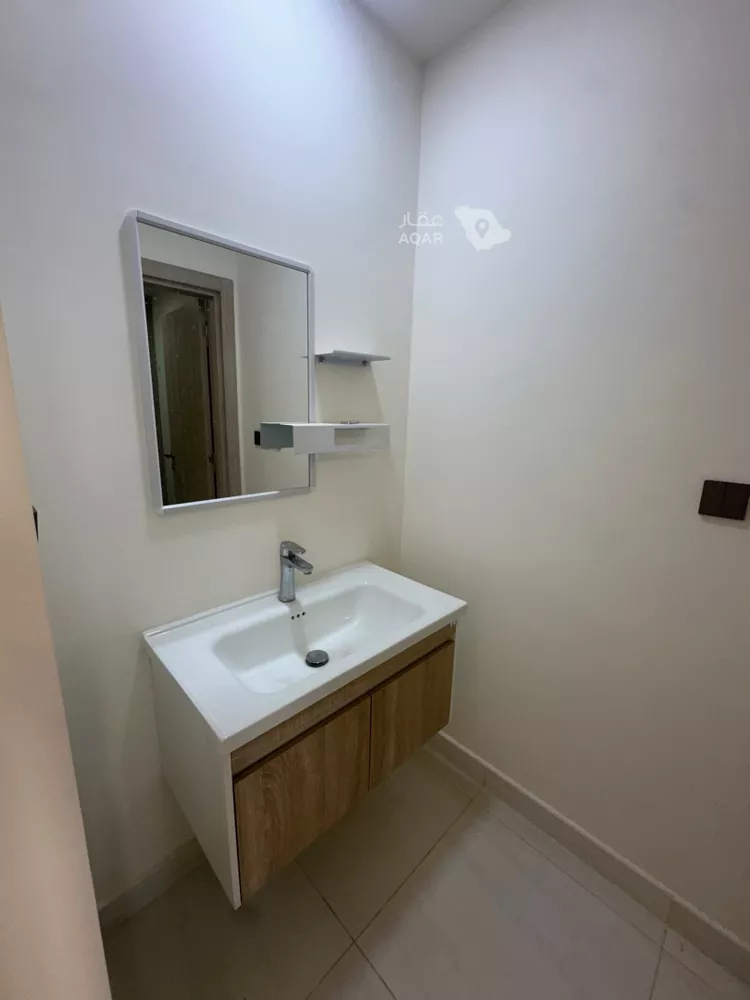 Villa for Rent in Riyadh Al Arid 15