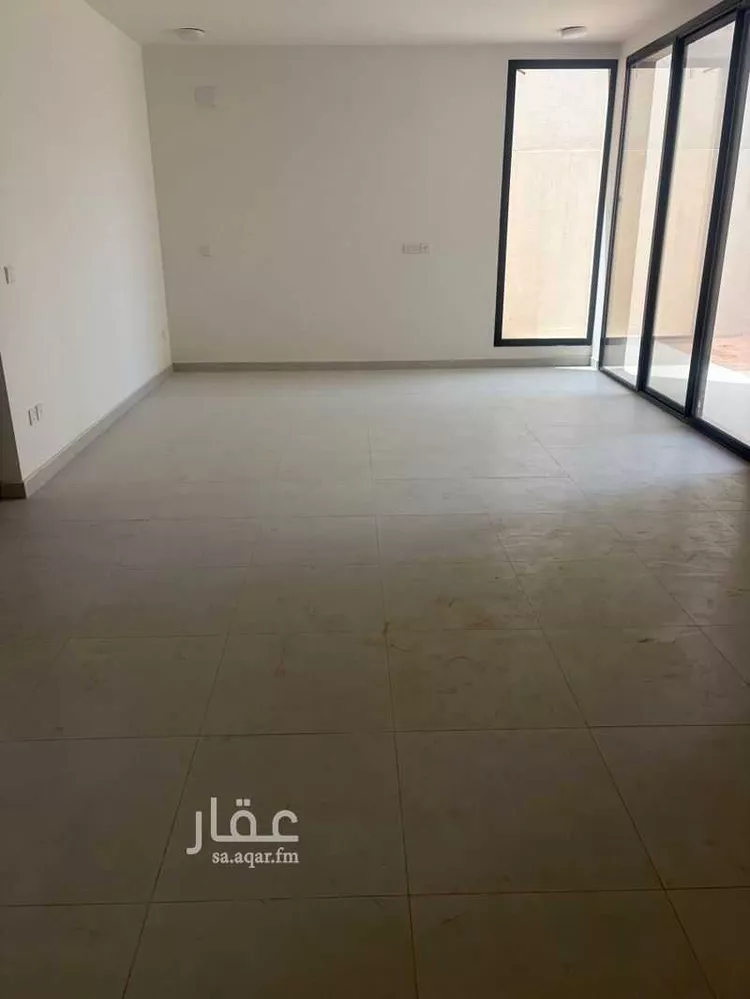 فيلا للإيجار في شارع الامير فيصل بن بندر بن عبدالعزيز الفرعي ، حي مطار الملك خالد الدولي ، الرياض ، منطقة الرياض صورة 2