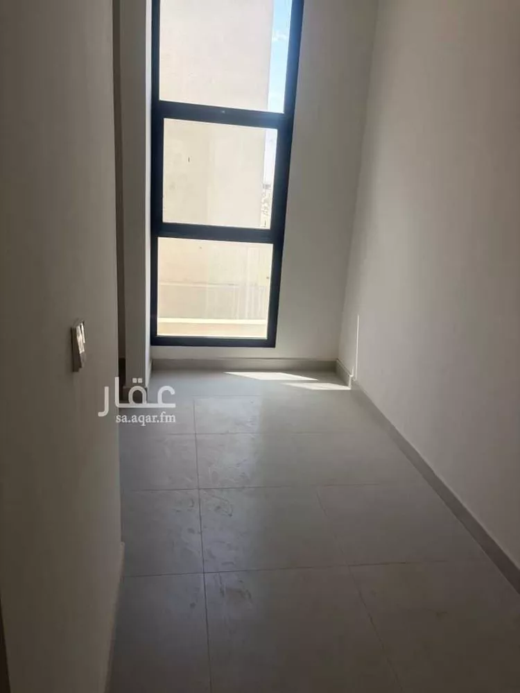 فيلا للإيجار في شارع الامير فيصل بن بندر بن عبدالعزيز الفرعي ، حي مطار الملك خالد الدولي ، الرياض ، منطقة الرياض صورة 4