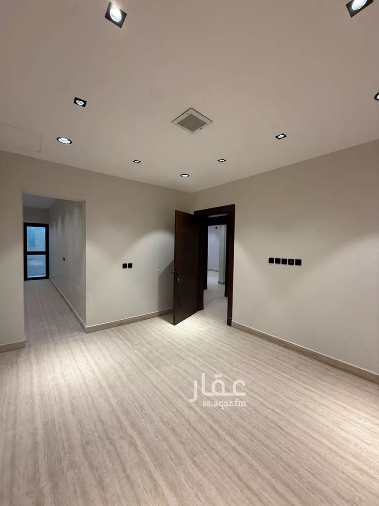 Floor for Sale in Riyadh Al Arid