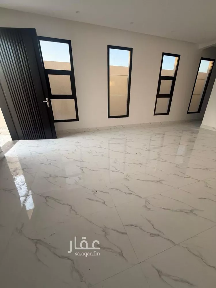 Floor for Sale in Riyadh Dahiat Namar 8