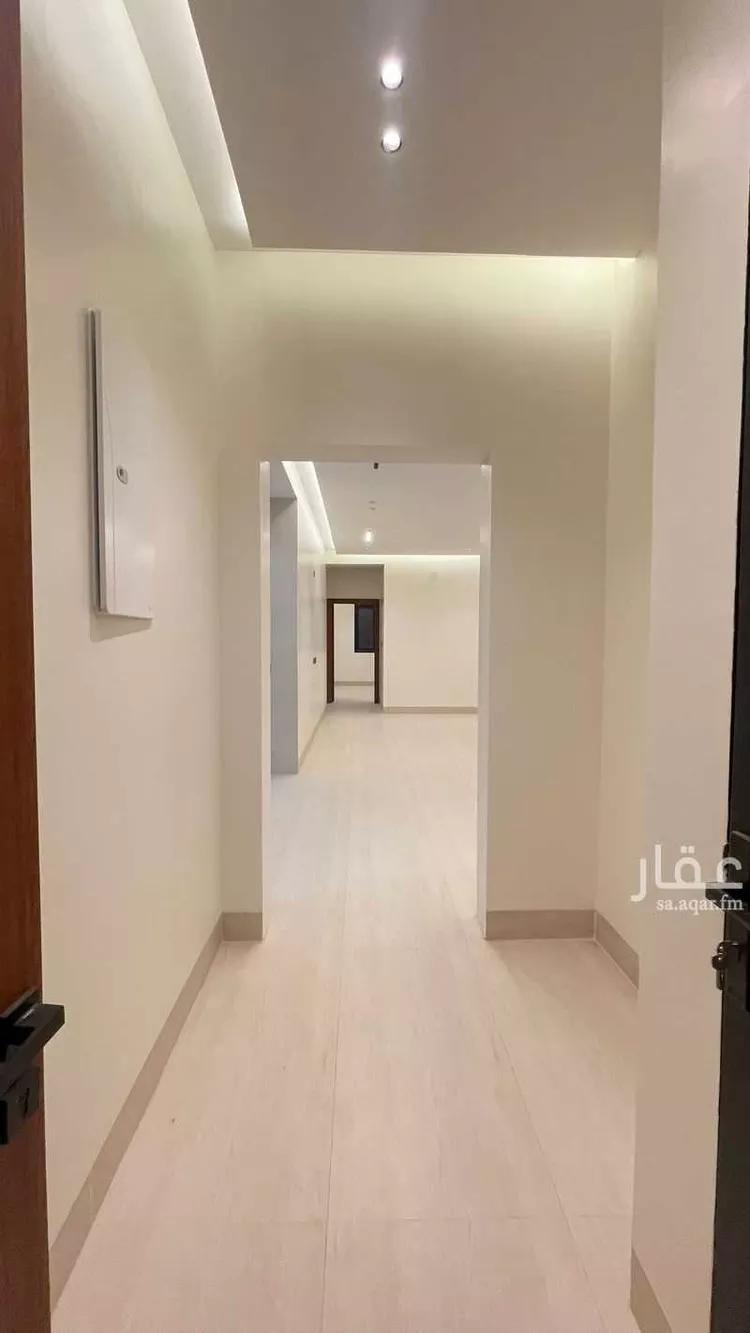 دور للبيع في شارع أوس الطائي, حي النهضة, مدينة الرياض, منطقة الرياض 11