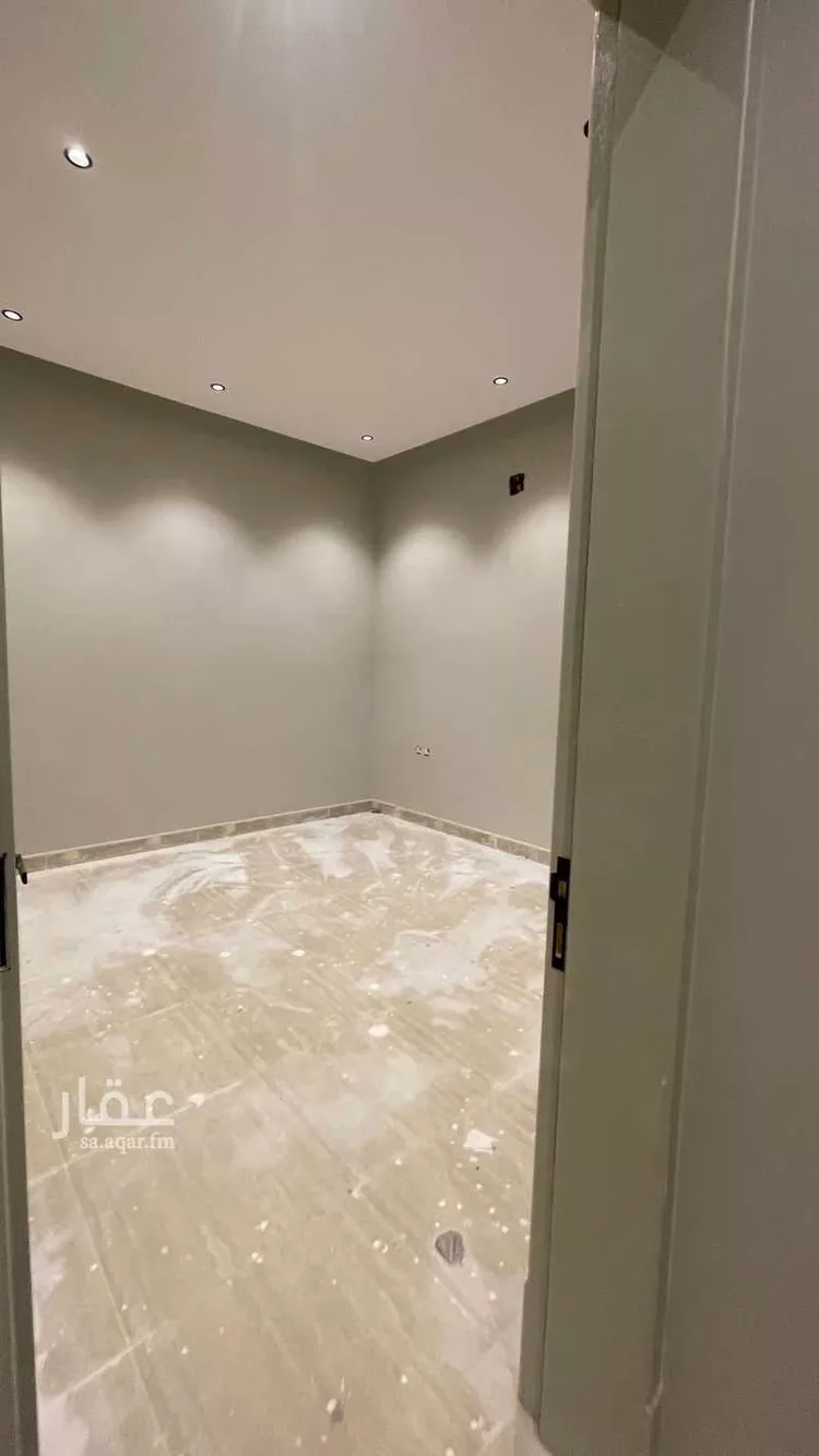 دور للبيع في شارع طبرجل, حي اليرموك, مدينة الرياض, منطقة الرياض 12