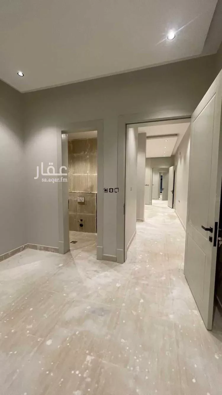 دور للبيع في شارع طبرجل, حي اليرموك, مدينة الرياض, منطقة الرياض 16