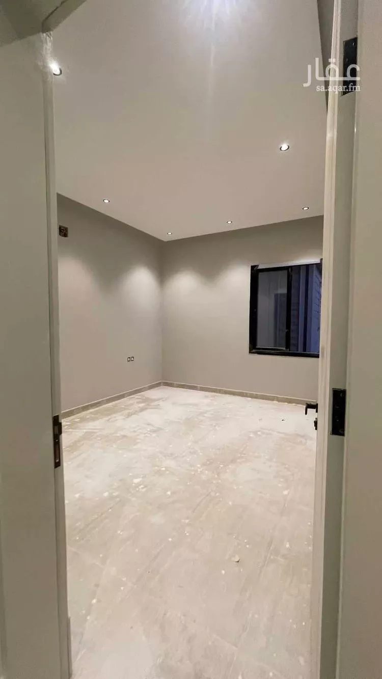 دور للبيع في شارع طبرجل, حي اليرموك, مدينة الرياض, منطقة الرياض 13