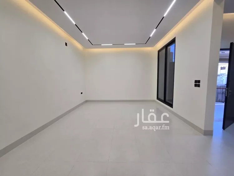 فيلا للبيع في شارع عوف بن عامر, حي الأندلس, مدينة الرياض, منطقة الرياض صورة 2