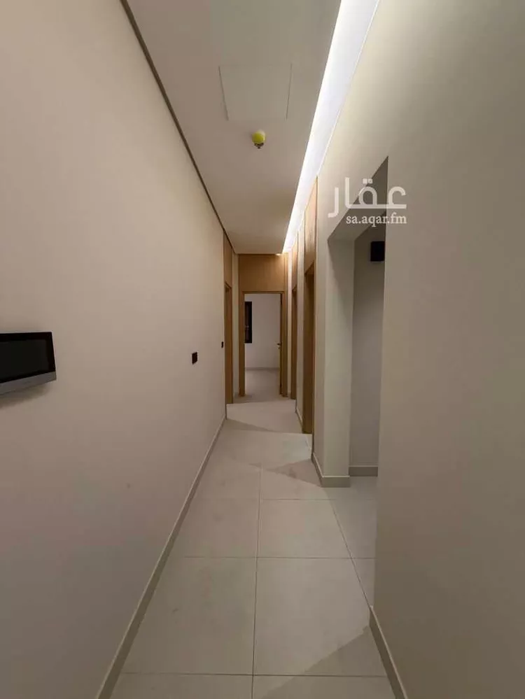 شقة للإيجار في شارع الخفجي, حي الحمراء, مدينة الخبر, المنطقة الشرقية 6