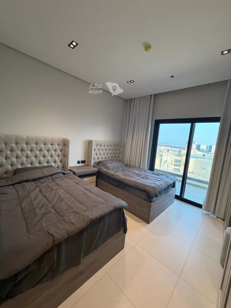 شقة للإيجار في شارع سكاكا, حي الحمراء, مدينة الخبر, المنطقة الشرقية 14
