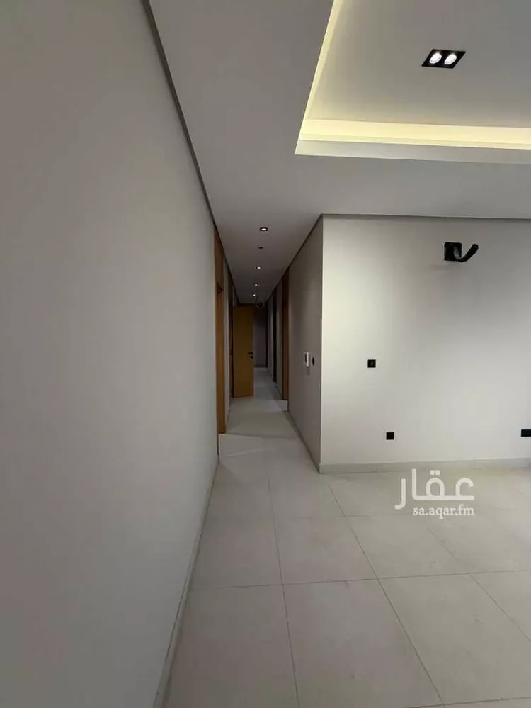 شقة للإيجار في شارع سكاكا, حي الحمراء, مدينة الخبر, المنطقة الشرقية 7