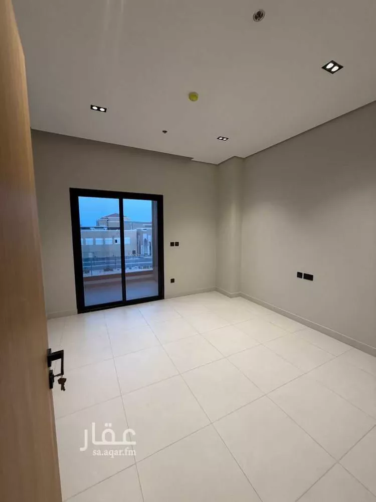 شقة للإيجار في شارع سكاكا, حي الحمراء, مدينة الخبر, المنطقة الشرقية صورة 2