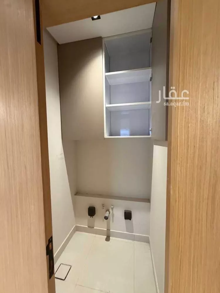 شقة للإيجار في شارع سكاكا, حي الحمراء, مدينة الخبر, المنطقة الشرقية 14