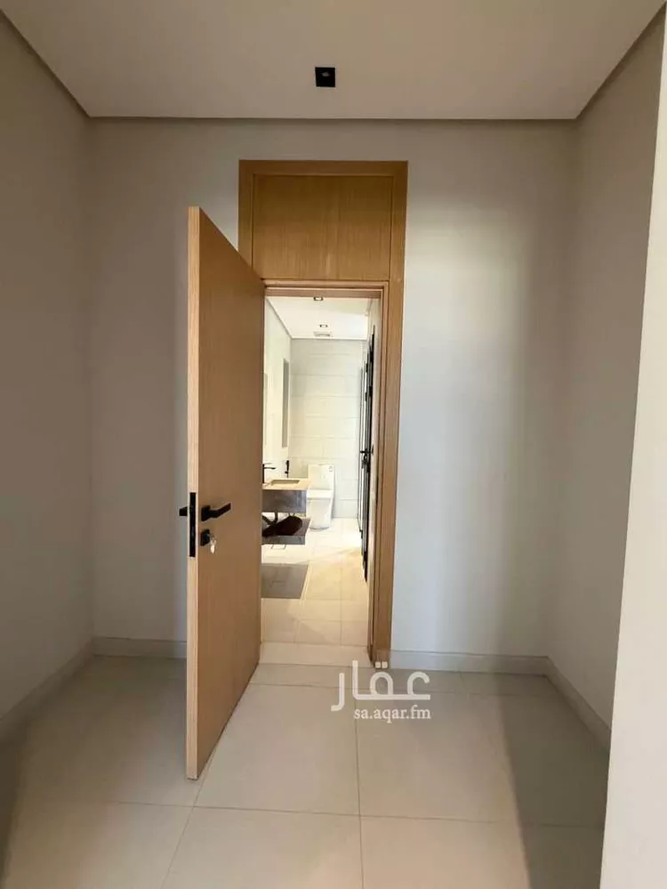 شقة للإيجار في شارع سكاكا, حي الحمراء, مدينة الخبر, المنطقة الشرقية 13