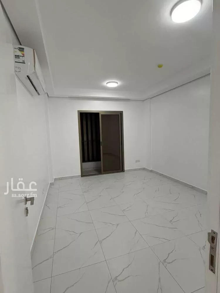 شقة للإيجار في شارع 13ا, حي الحمراء, مدينة الخبر, المنطقة الشرقية 6