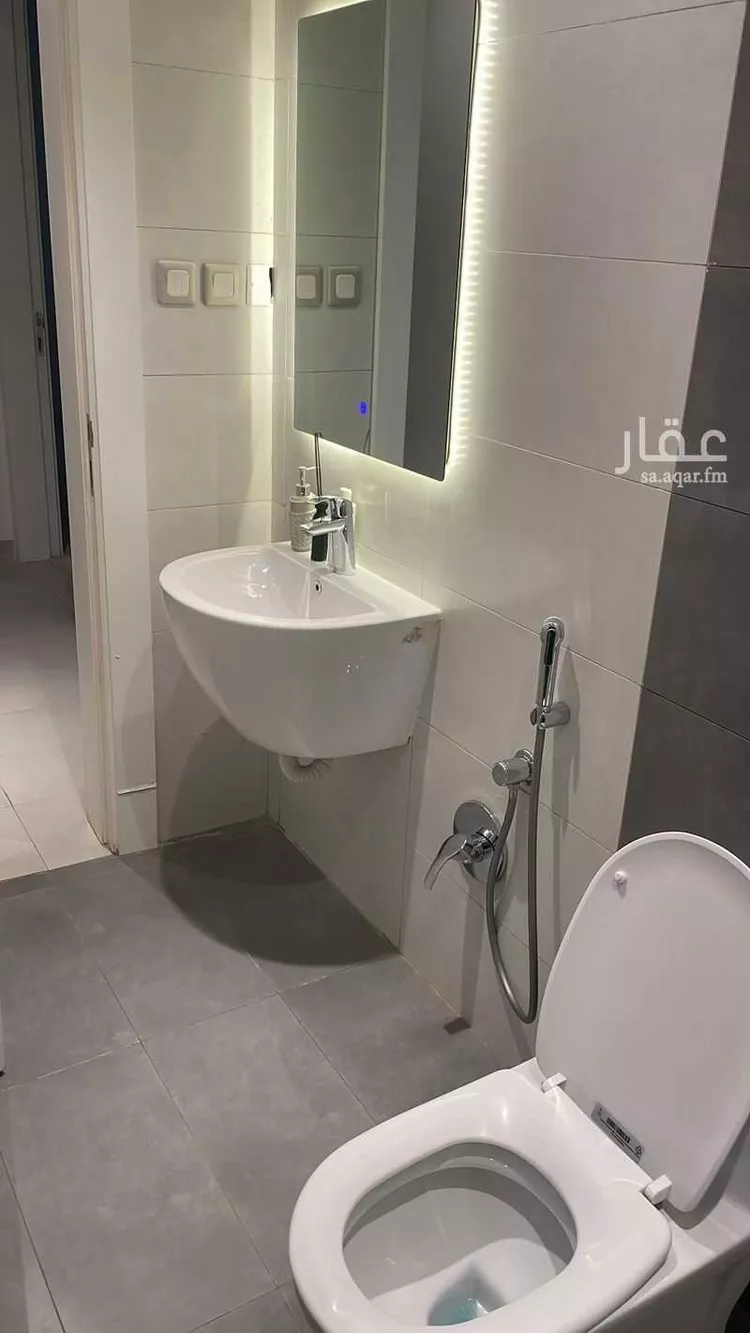 شقة للإيجار في شارع رقم 16, حي الملقا, مدينة الرياض, منطقة الرياض صورة 3