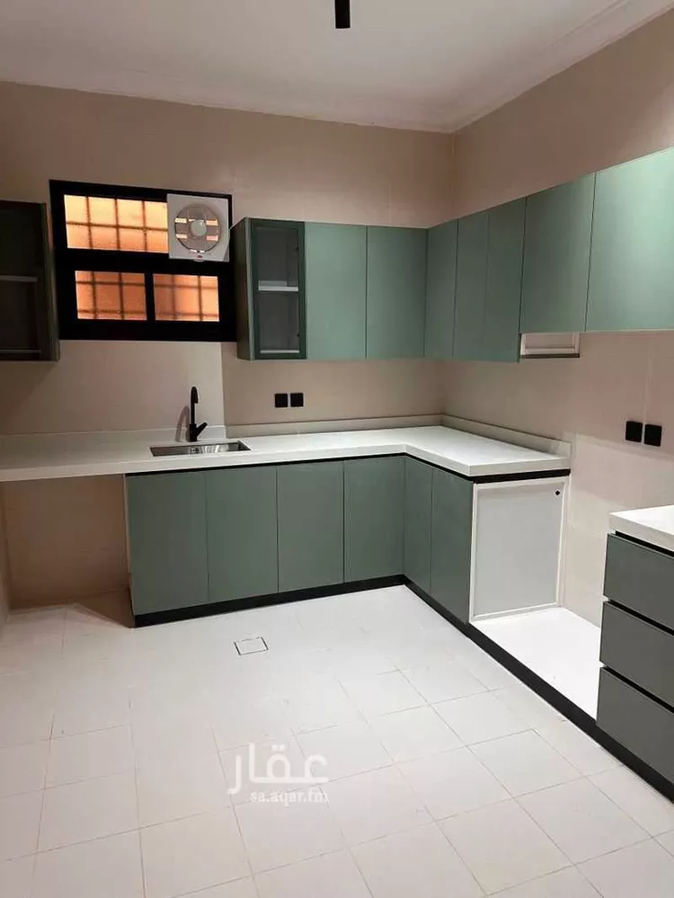 عمارة للإيجار في شارع عبدالله بن شهيوين, حي العقيق, مدينة الرياض, منطقة الرياض