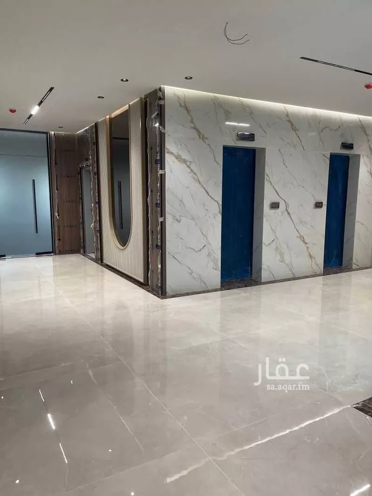 مكتب تجاري للإيجار في شارع طريق الجبيل السريع, حي البديع, مدينة القطيف, المنطقة الشرقية