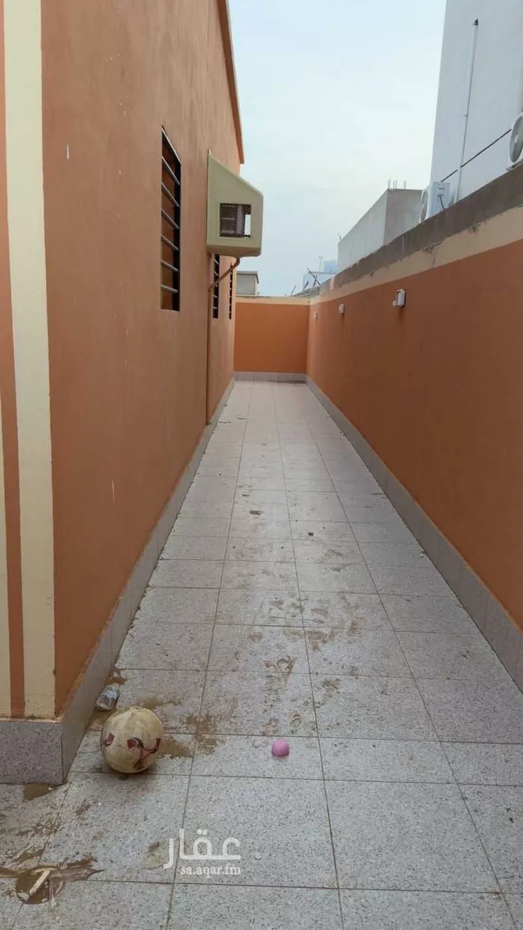عمارة للبيع في مسلية ، بيش