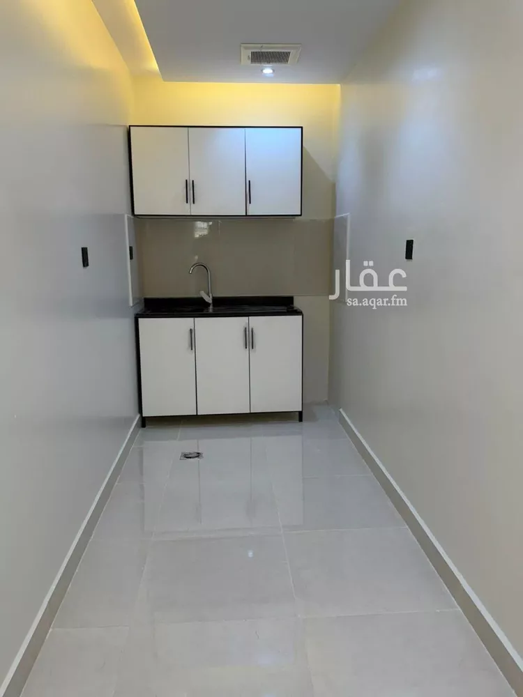 شقة للإيجار في شارع الامير ناصر بن عبدالعزيز, حي الروضة, مدينة الرياض, منطقة الرياض صورة 3