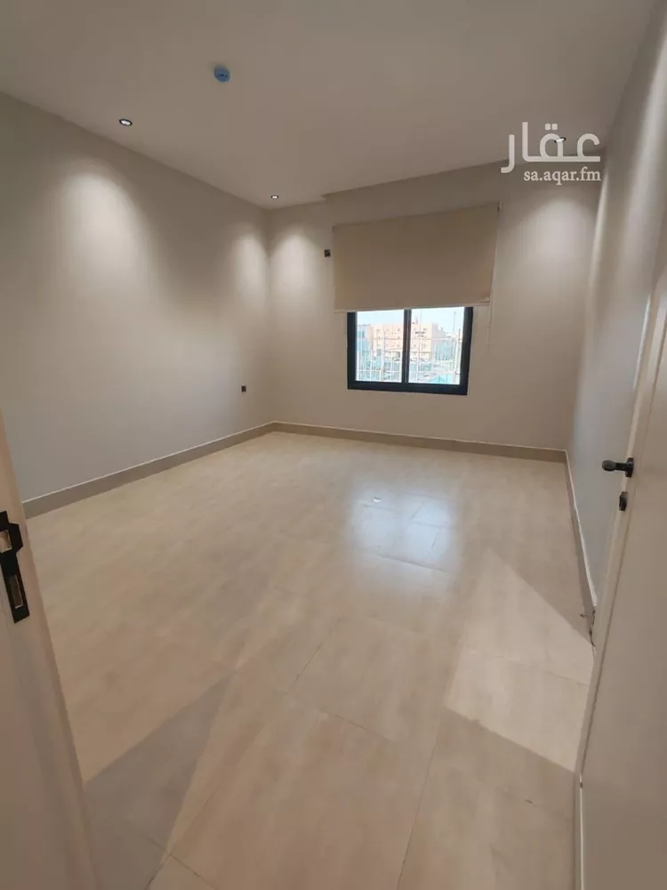 شقة للإيجار في شارع الشيخ حسن بن حسين بن علي, حي الملك فيصل, مدينة الرياض, منطقة الرياض صورة 2