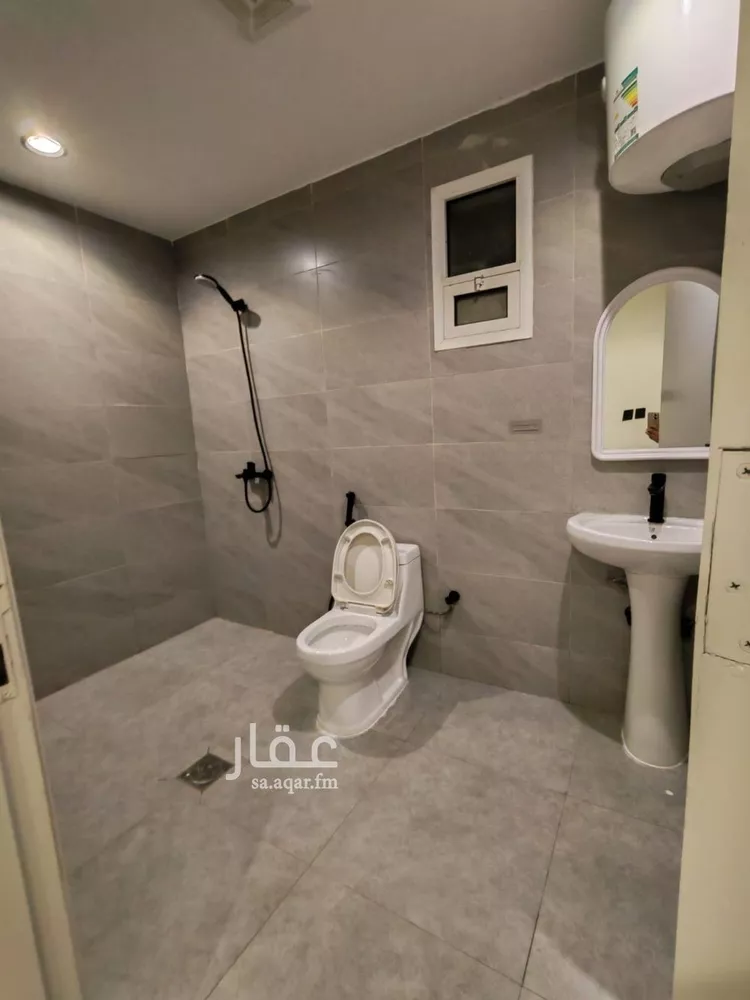 شقة للإيجار في شارع إسماعيل بن مبارك, حي الإزدهار, مدينة الرياض, منطقة الرياض صورة 3