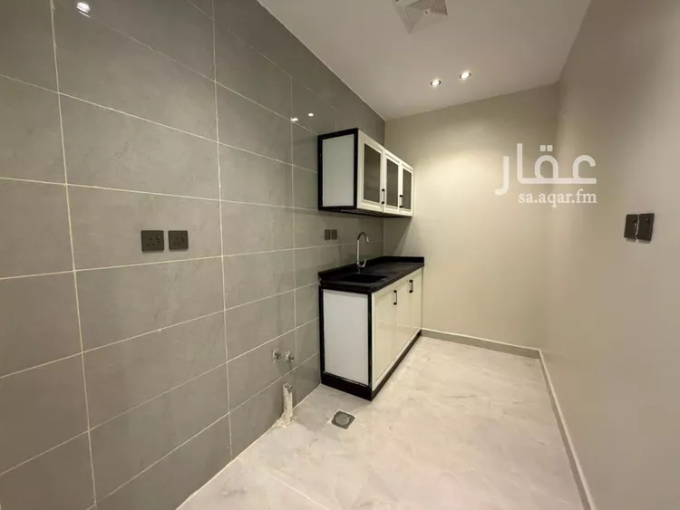 شقة للإيجار في شارع جبل علي, حي غرناطة, مدينة الرياض, منطقة الرياض 8