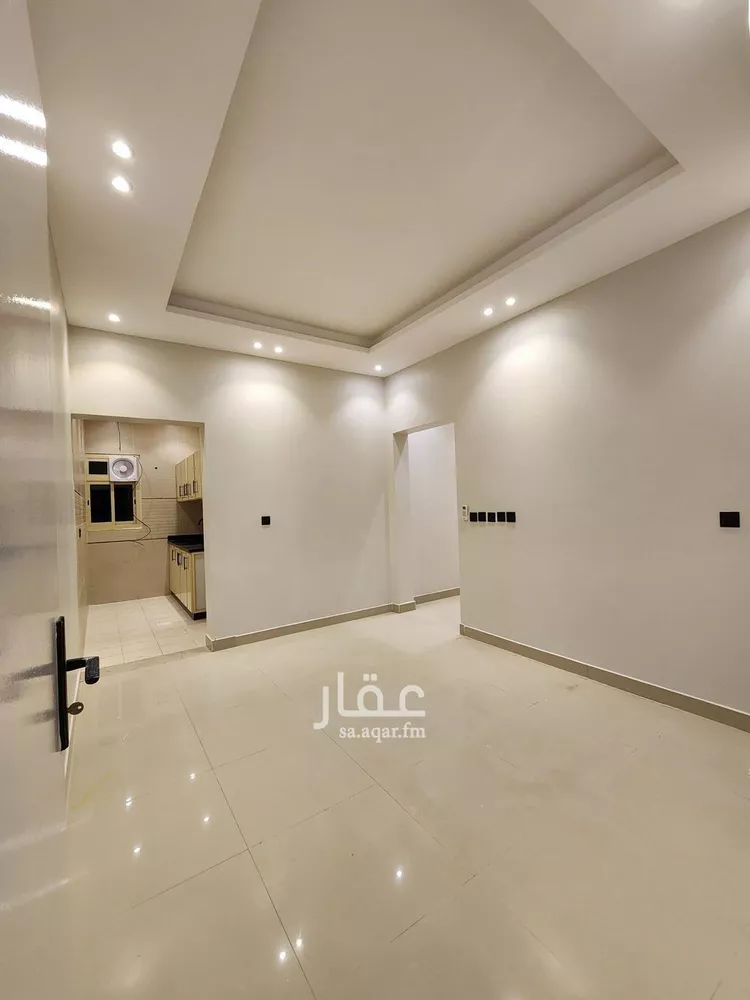 شقة للإيجار في شارع الشيخ حسن بن حسين بن علي, حي الملك فيصل, مدينة الرياض, منطقة الرياض صورة 3