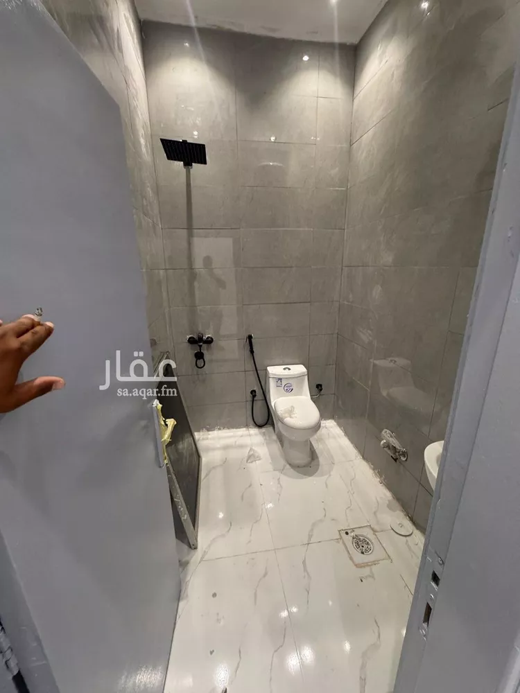 شقة للإيجار في شارع أبي الفضل الهمذاني, حي الملك سلمان, مدينة الرياض, منطقة الرياض 8