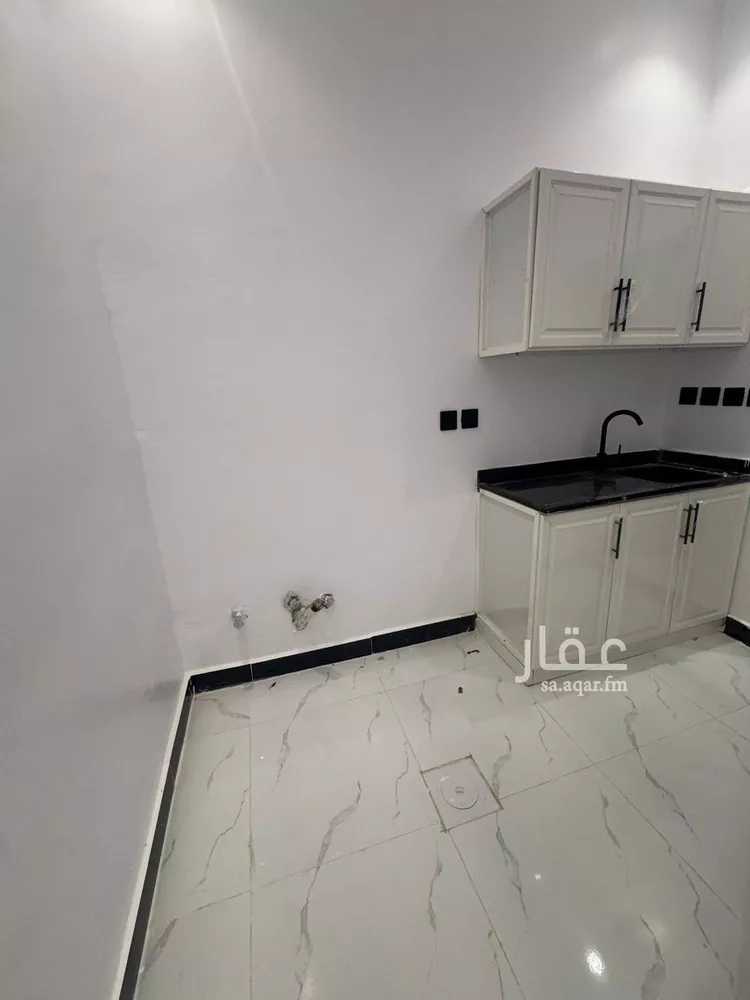 شقة للإيجار في شارع أبي الفضل الهمذاني, حي الملك سلمان, مدينة الرياض, منطقة الرياض 7