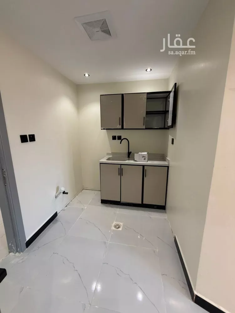 شقة للإيجار في شارع رفاعة بن رافع, حي العليا, مدينة الرياض, منطقة الرياض صورة 2