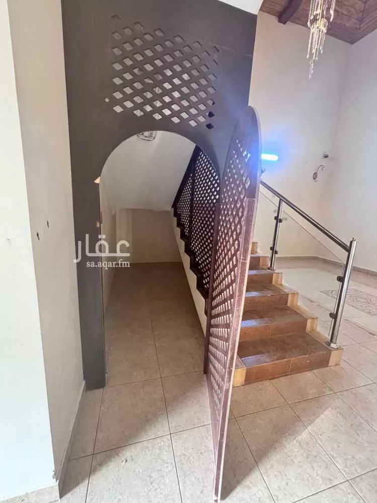 فيلا للإيجار في شارع 3263986, حي الريان, مدينة عنيزة, منطقة القصيم 13
