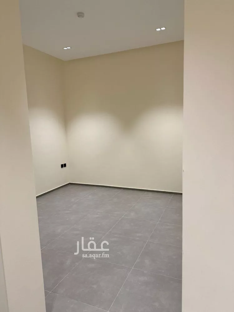 Apartment for Sale in Riyadh Al Malqa 10