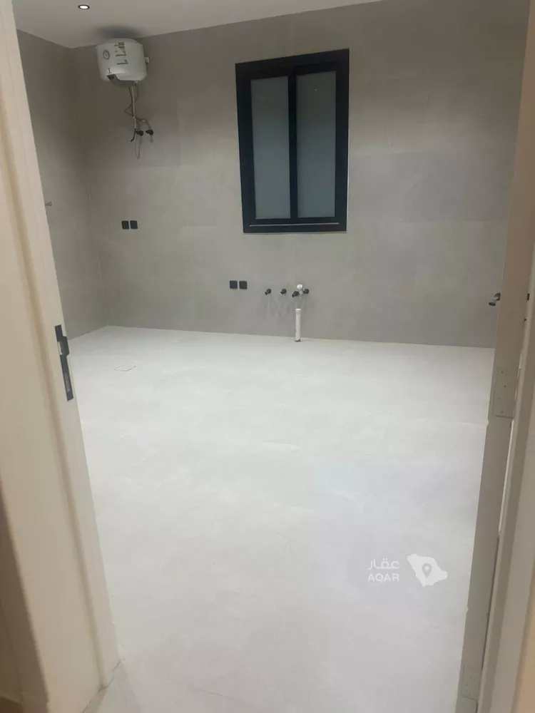 Villa for Sale in Riyadh Al Arid 9