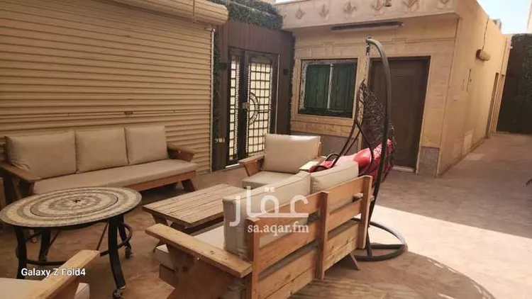 فيلا للبيع في شارع خالد بن الوليد الفرعي ، حي غرناطة ، الرياض ، منطقة الرياض صورة 2
