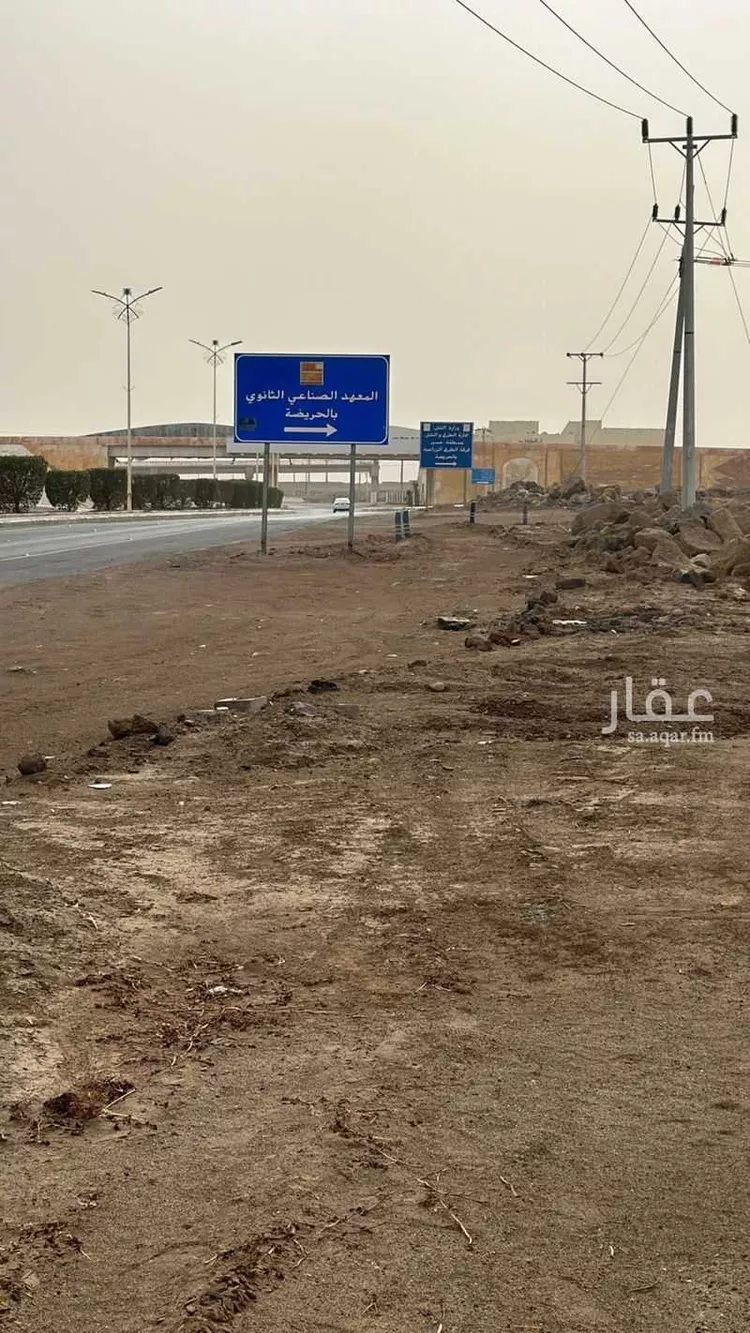أرض للبيع في شارع الطريق الدولي, مدينة العاين, منطقة عسير صورة 4