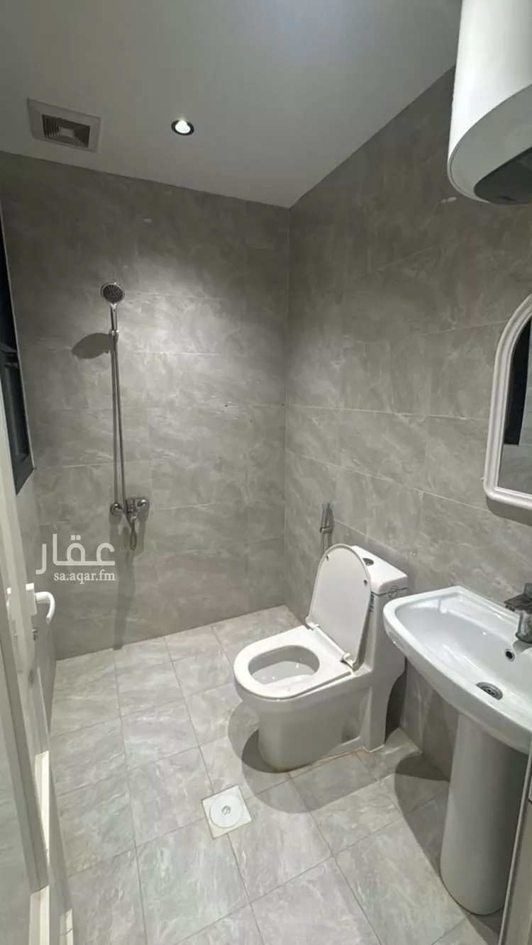 شقة للإيجار في شارع القليب, حي الضباب, مدينة الدمام, المنطقة الشرقية صورة 4