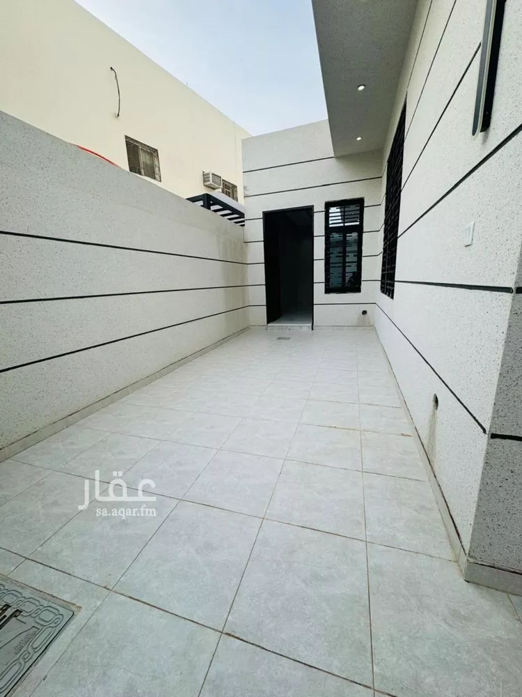 دور للبيع في شارع معبد بن ابي طالب, حي الصقورية, مدينة المزاحمية, منطقة الرياض صورة 3