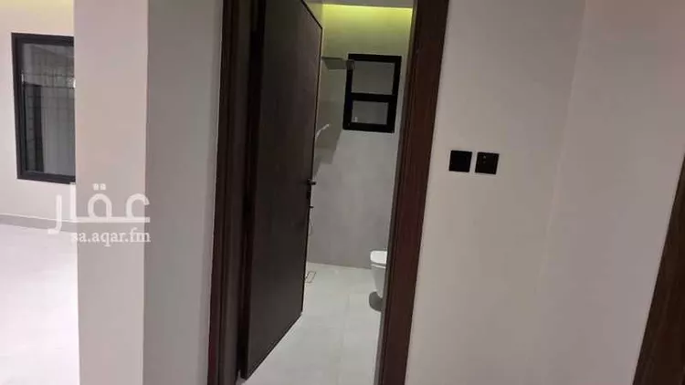 دور للبيع في شارع حسن عباس شربتلي, حي العوالي, مدينة الرياض, منطقة الرياض 7