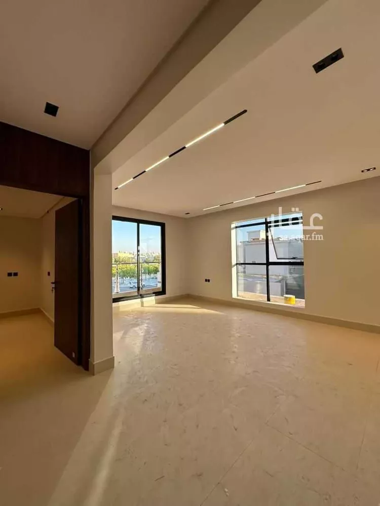 Floor for Sale in Riyadh Az Zahrah 10