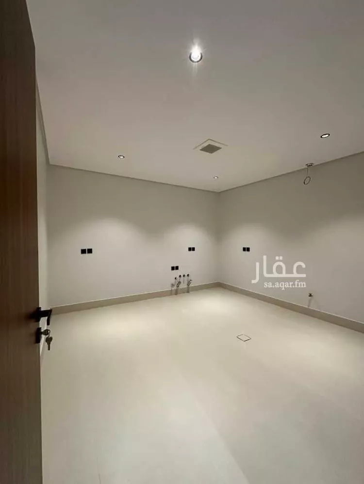 Floor for Sale in Riyadh Shubra صورة 4