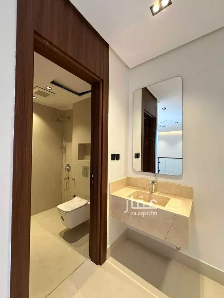 Floor for Sale in Riyadh Az Zahrah 11
