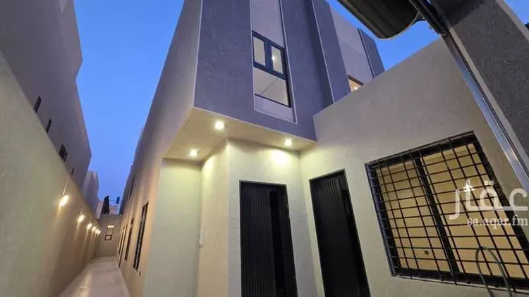 دور للبيع في شارع حسن عباس شربتلي, حي العوالي, مدينة الرياض, منطقة الرياض 6