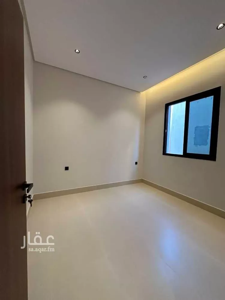 فيلا للبيع في شارع القلانسي, حي شبرا, مدينة الرياض, منطقة الرياض 11