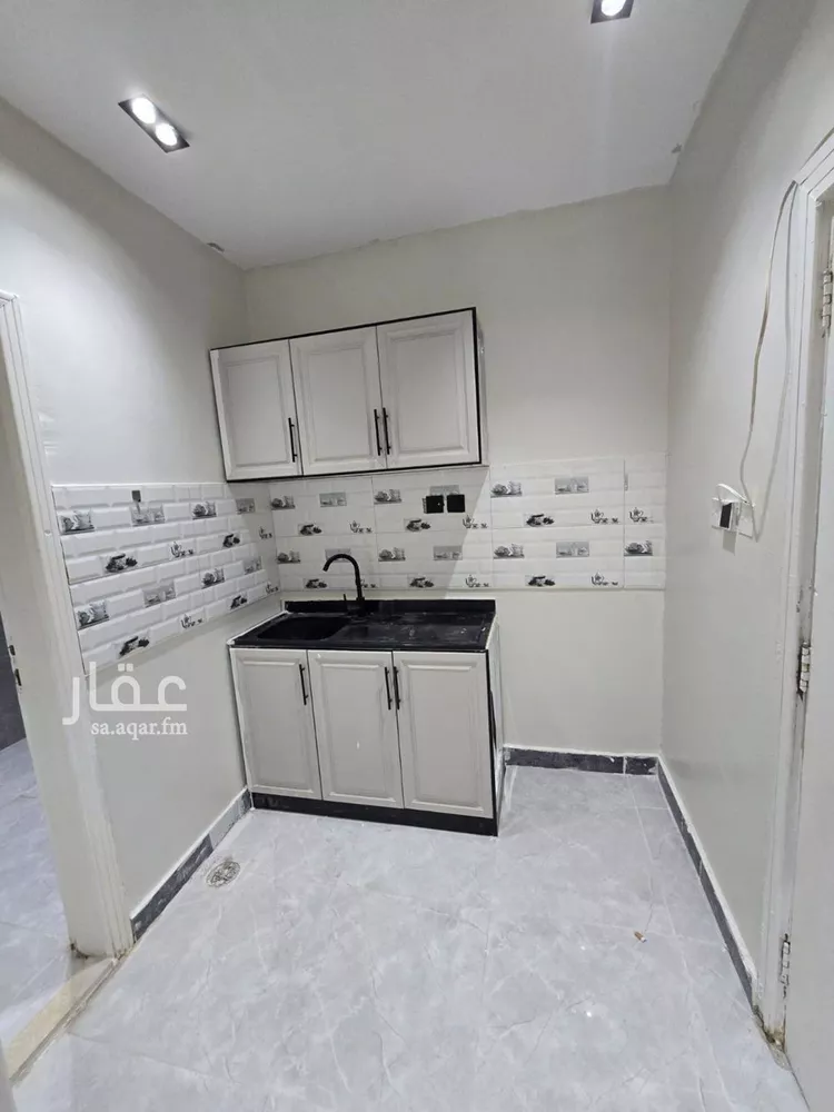 شقة للإيجار في شارع تبوك, حي اليرموك, مدينة الرياض, منطقة الرياض صورة 4