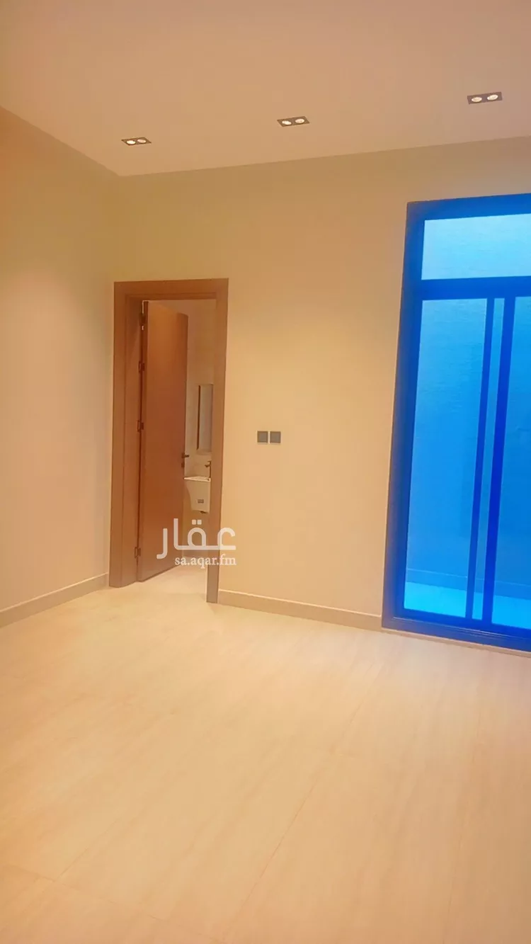 دور للبيع في شارع العينين, حي إشبيلية, مدينة الرياض, منطقة الرياض صورة 4